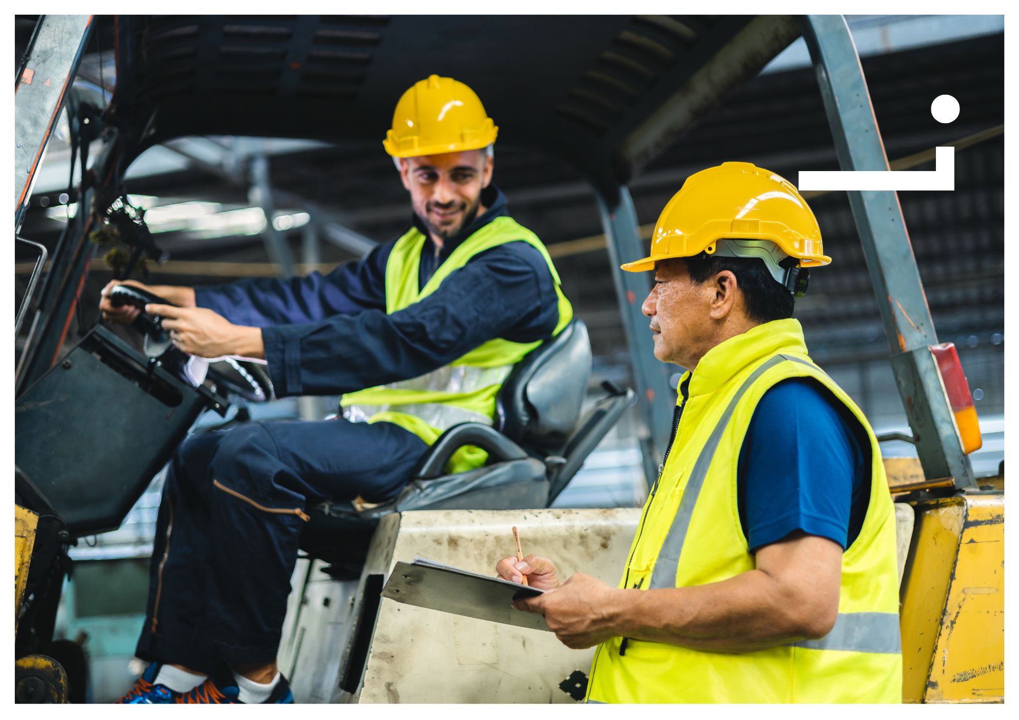 Condução e manobra de equipamentos de carga e descarga (Empilhadores)